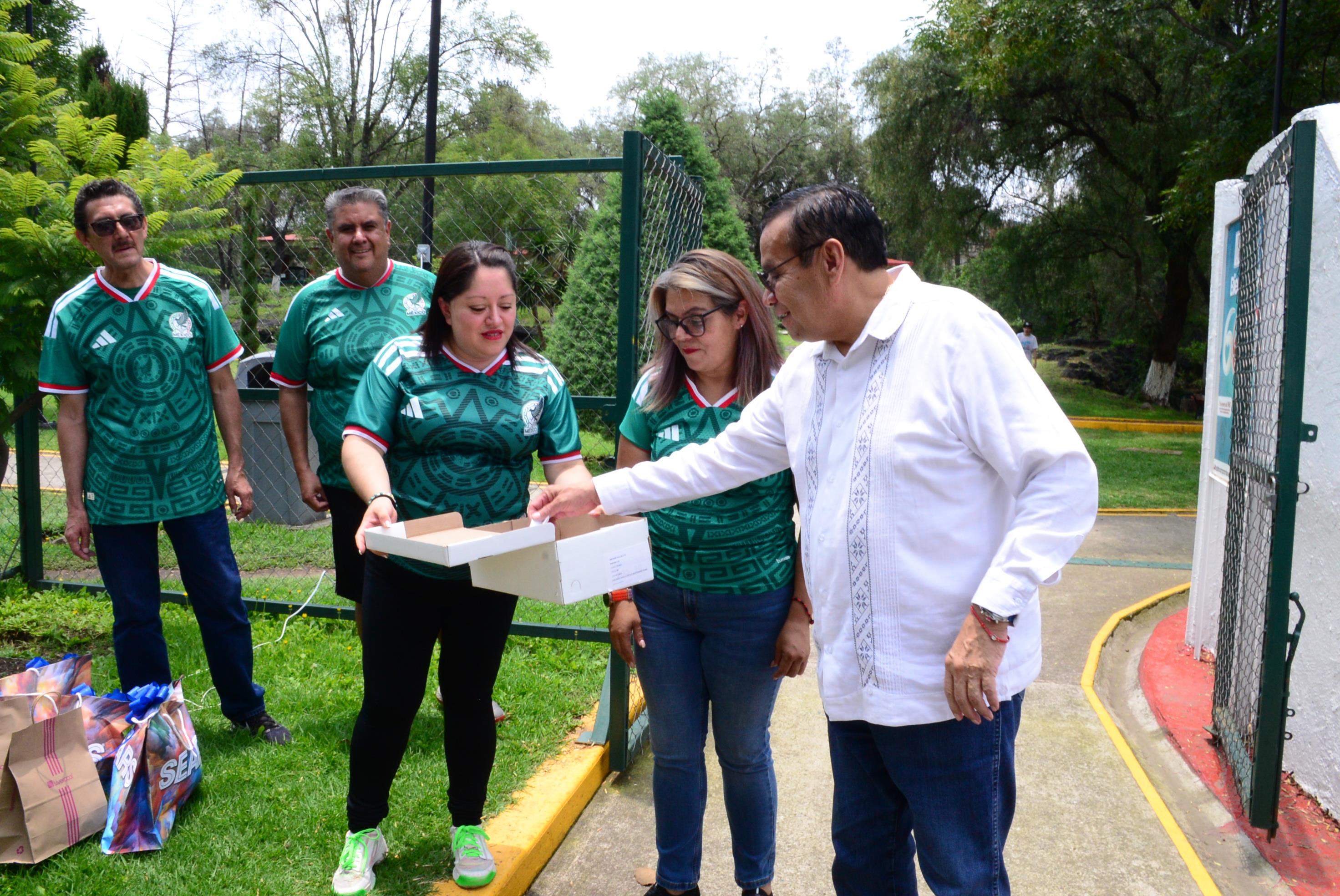 Convivencia Deportiva Por el “Día del Padre”, Sección II Dirección Médica 